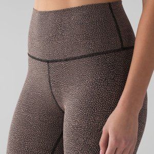 Lululemon Wunder Under Hi-Rise Tight (Luxtreme) - Size 6 - NWT